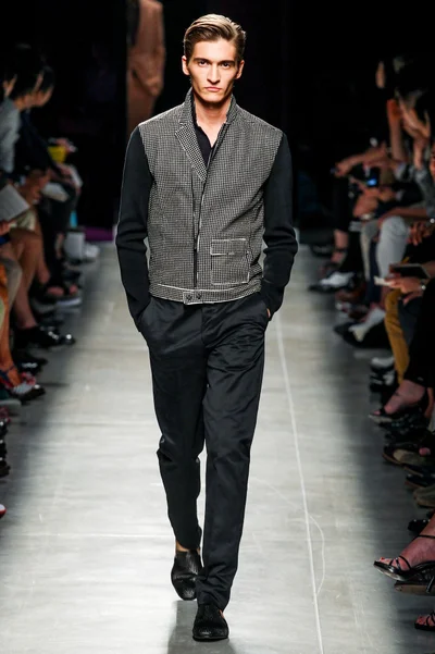 Look 40
